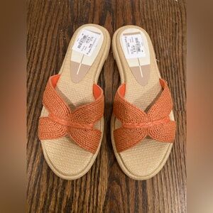 Dolce Vita Orange and Tan Woven flip flop Sandals